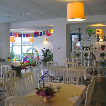 מלון Sirena Hotel 3*