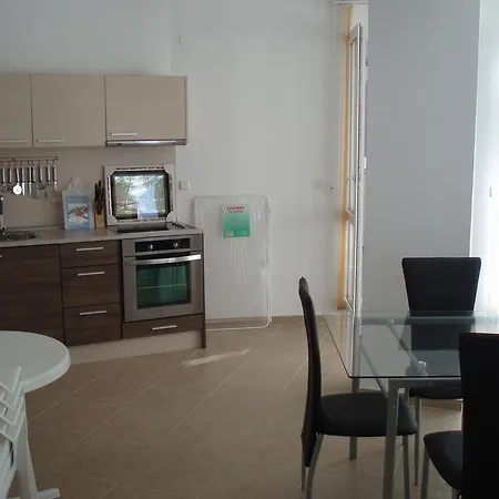 מלון Sirena Hotel 3*