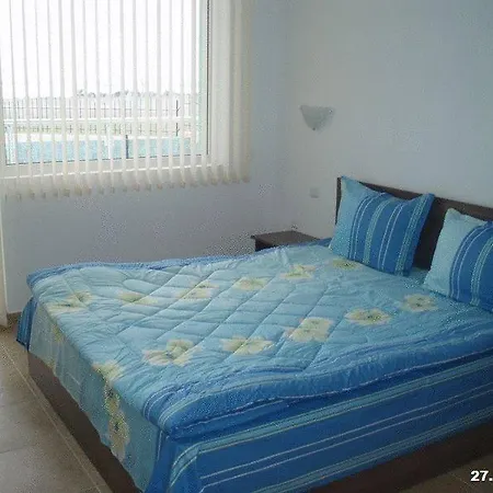 Sirena Hotel סאני ביץ'